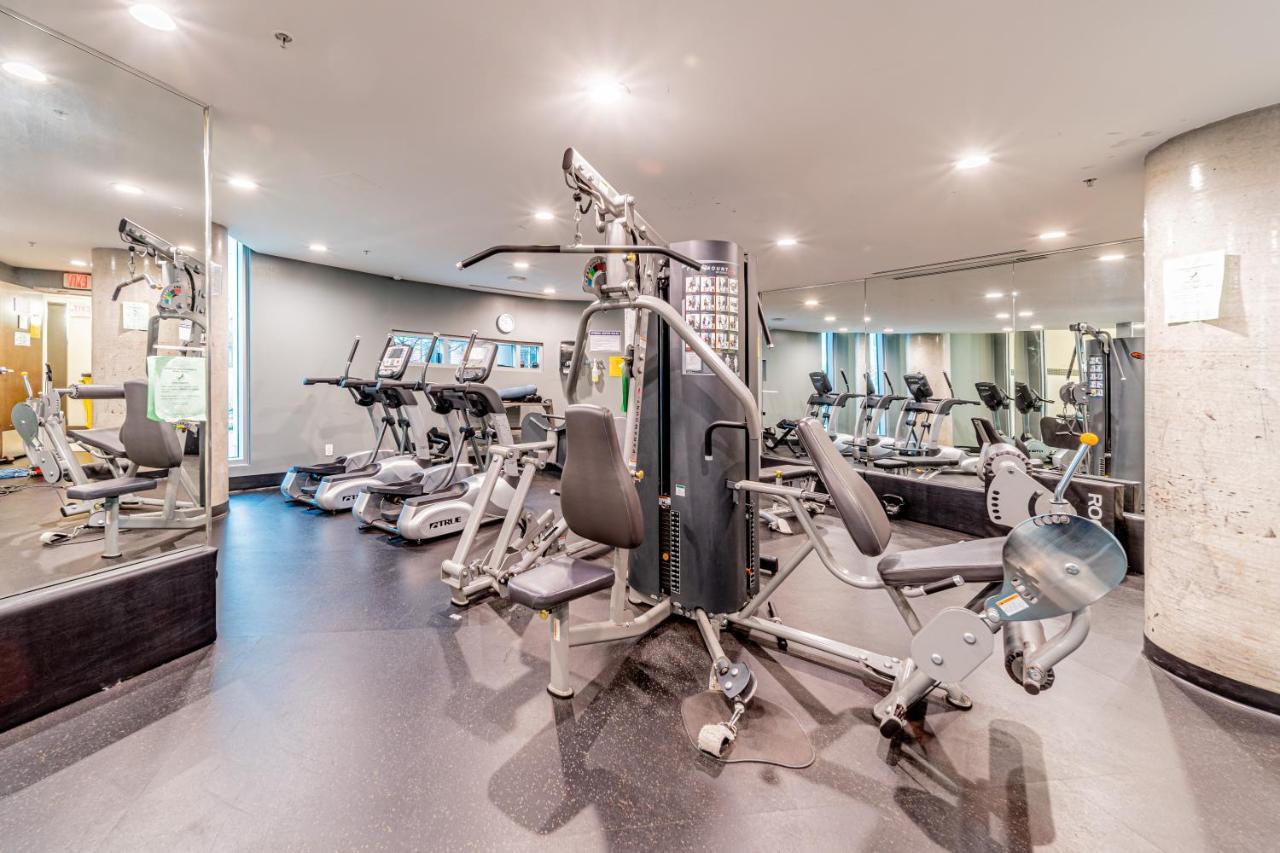 Amazing Views ! Leather Furniture ! Cozy Condo! Vancouver Luaran gambar